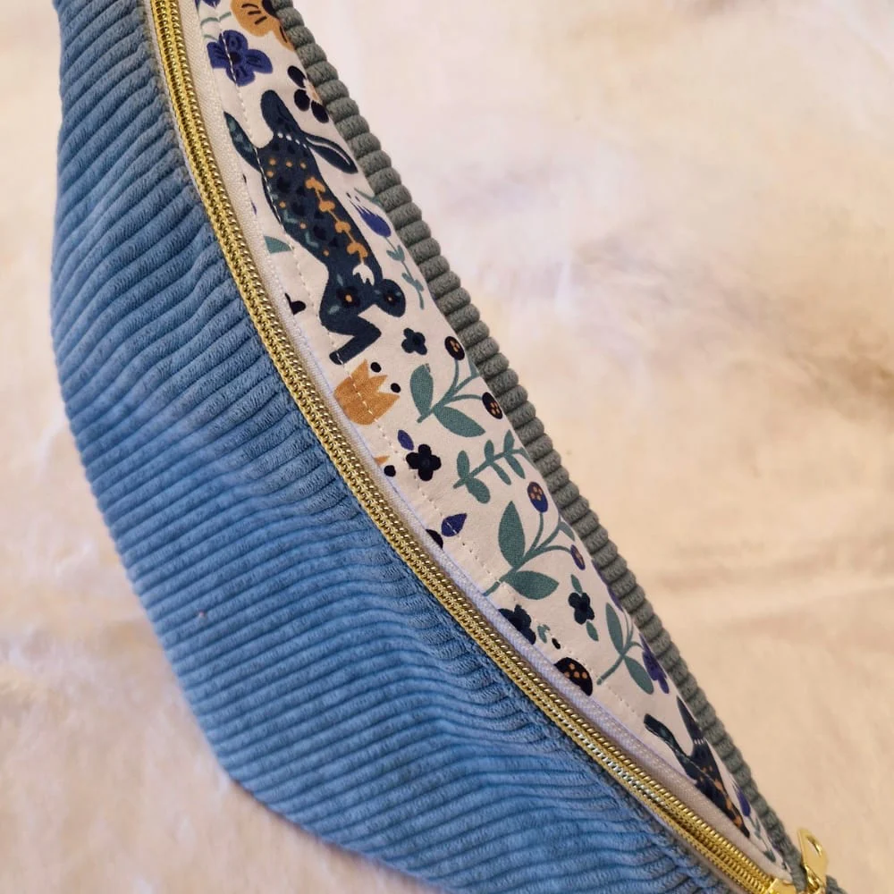 Sac banane femme en velours côtelé bleu clair ou foncé "DREAM" – Image 6