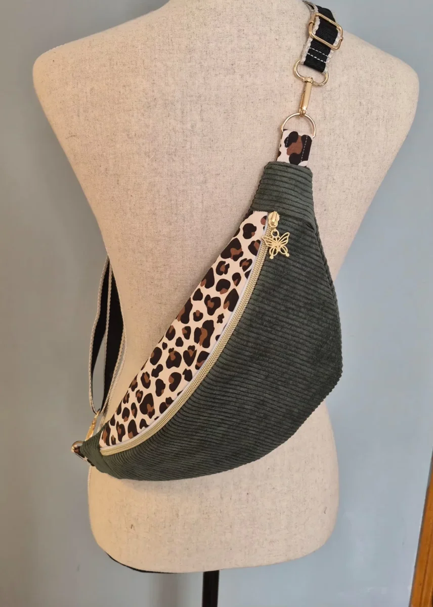 Sac banane pour femme en velours côtelé – léopard , idée cadeau , fait main en France – Image 9