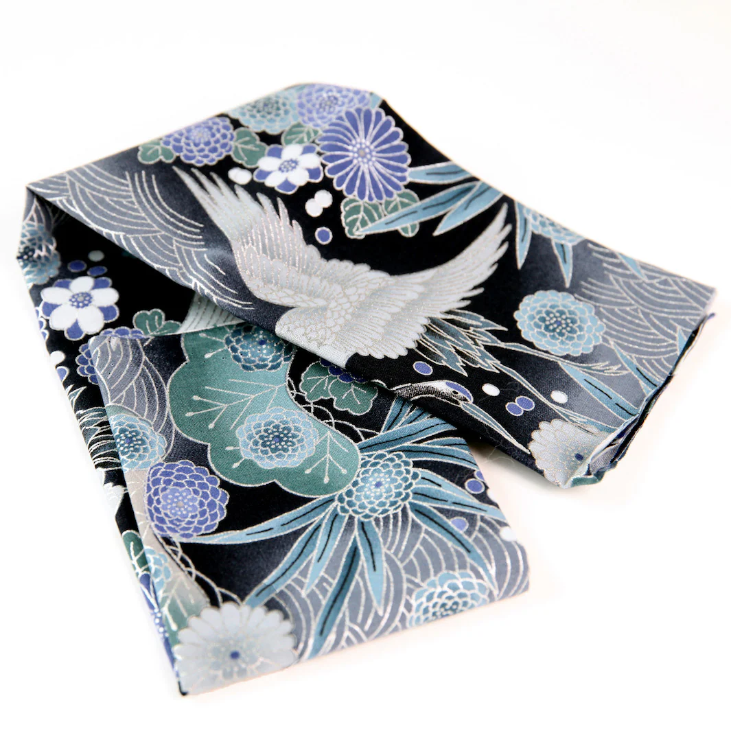 Tissu Japonais - Grues, Pins et Chrysanthème - Bleu Marine, Gris, Bleu Pétrole et Indigo - T463 – Image 6