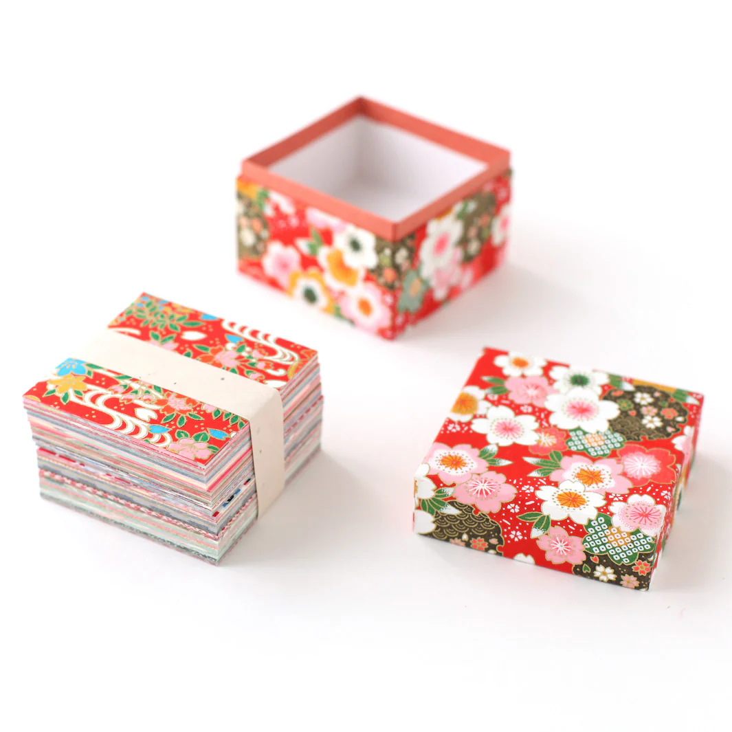 200 Papiers Origami - 6 x 6 cm - Motifs variés - Traditionnel - Boîte Rouge – Image 4