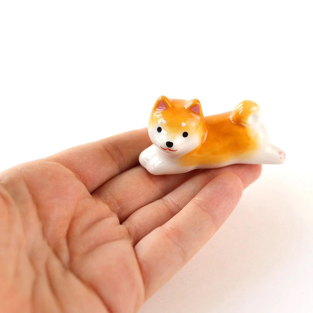 Shiba Inu sur le Ventre - Porte-Baguettes en Céramique - Orange – Image 4
